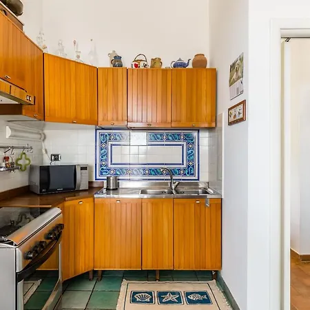 Holiday home Blumarine On The Sea, Parking & Wifi *